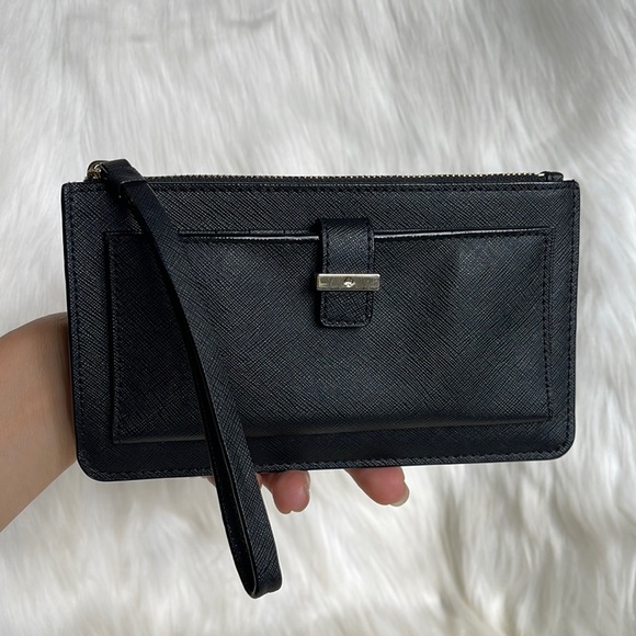 kate spade Handbags - Kate Spade ♠️ Staci Wristlet Wallet